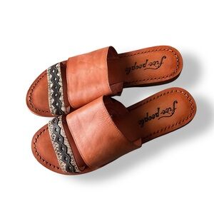FREE PEOPLE Saturday women’s Sandals Ginger NWOT New 9.5 leather